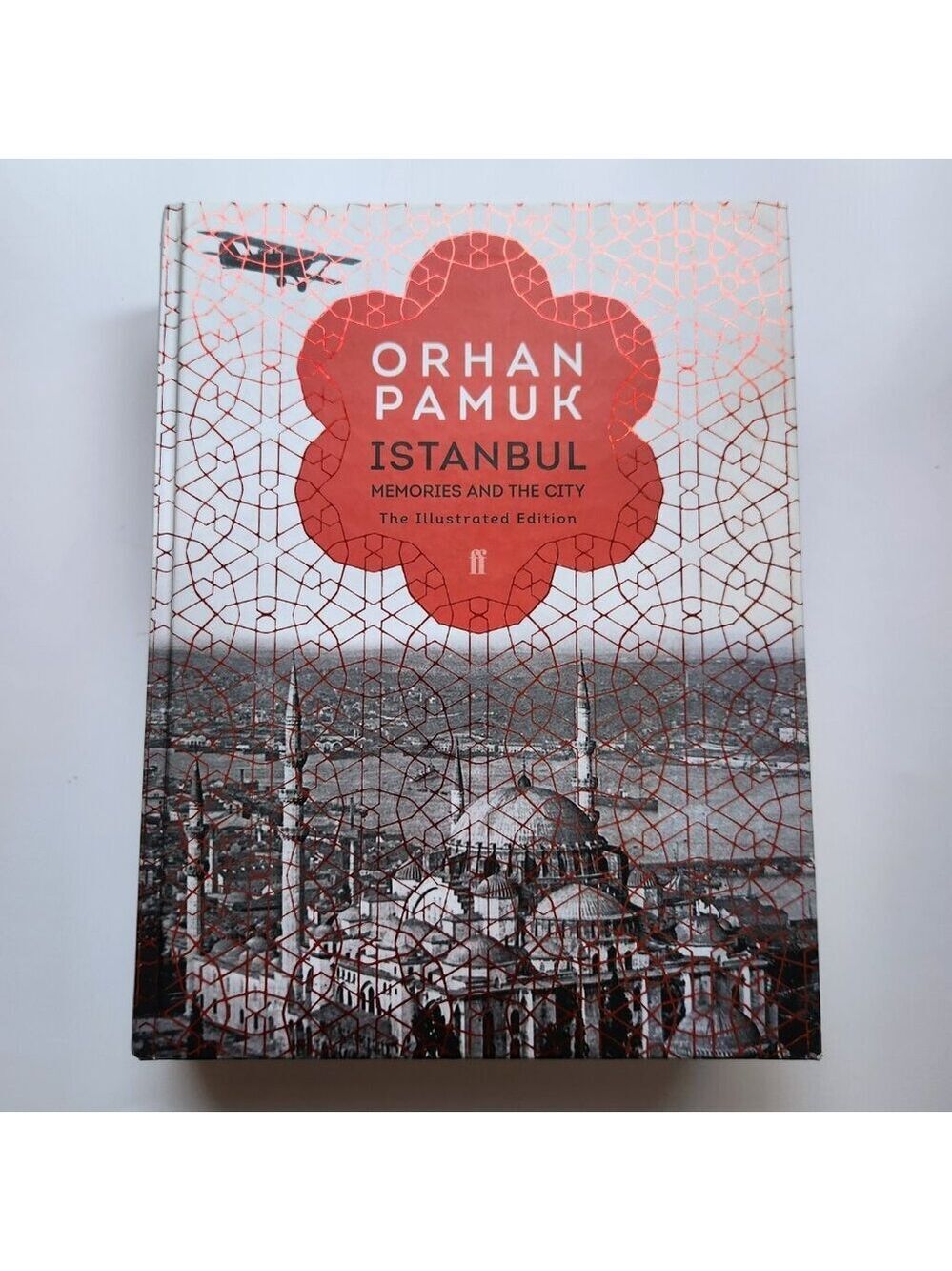 Istanbul Illustrated Edition Orhan Pamuk Hardcover Faber Faber Photography Book